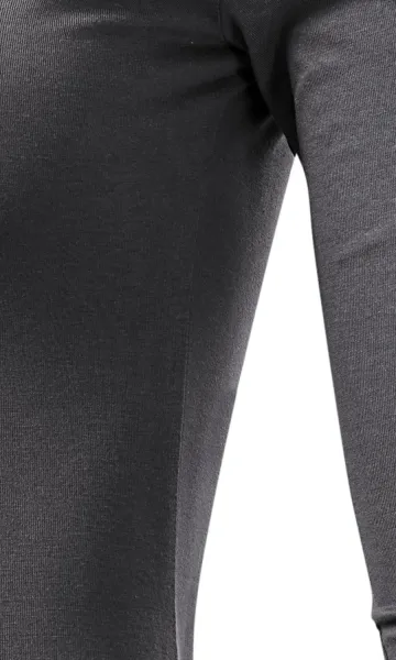 Koszulka damska z długim rękawem - Krój z bocznymi szwami