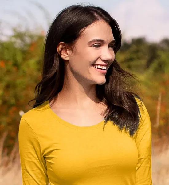 Koszulka damska z długim rękawem - Głębszy okrągły dekolt