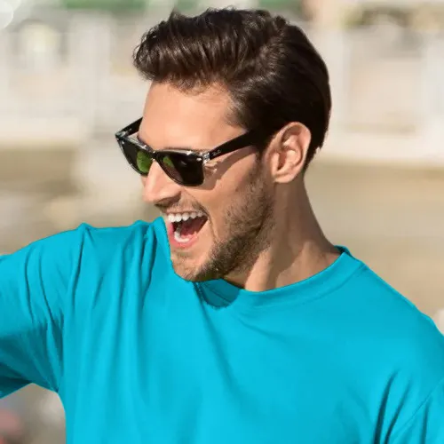 Klasyczna koszulka męska - Klasyczny okrągły dekolt