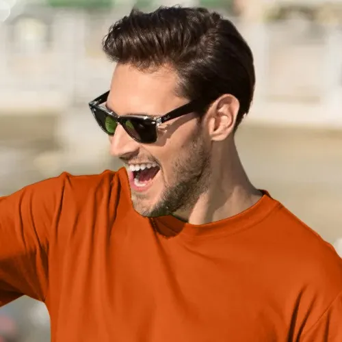 Klasyczna koszulka męska - Klasyczny okrągły dekolt