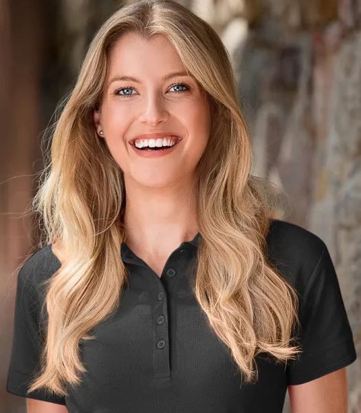 Damska elegancka koszulka polo - Zapięcie na 5 guzików