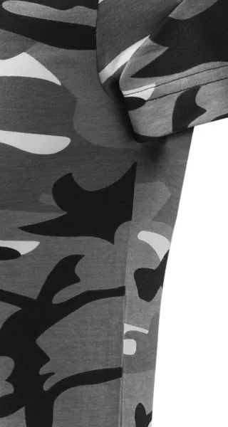 Koszulka w kamuflażu - Krój z bocznymi szwami