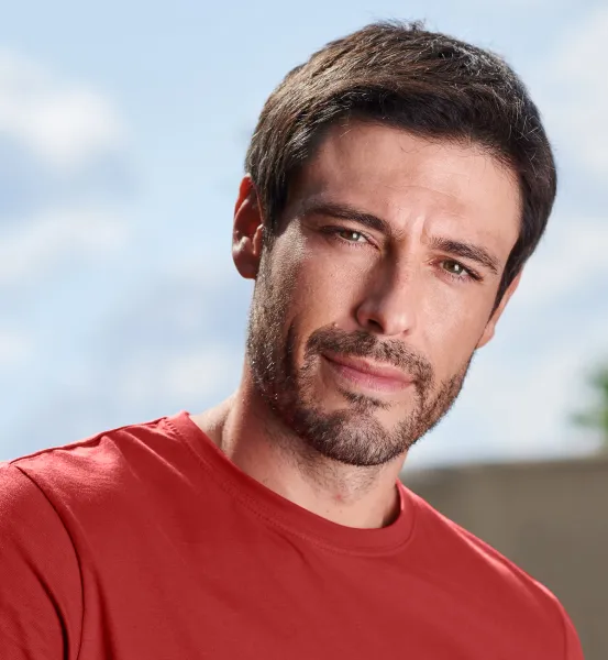 Prosta koszulka męska - Klasyczny okrągły dekolt