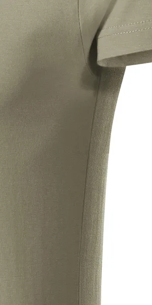 Obcisła koszulka męska - Krój z bocznymi szwami