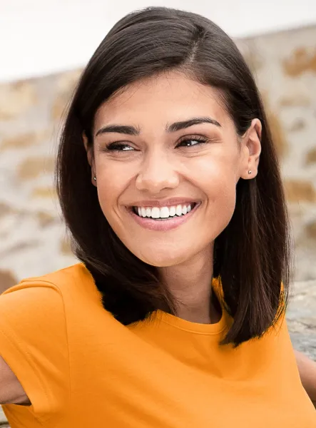 Modna koszulka damska - Klasyczny okrągły dekolt