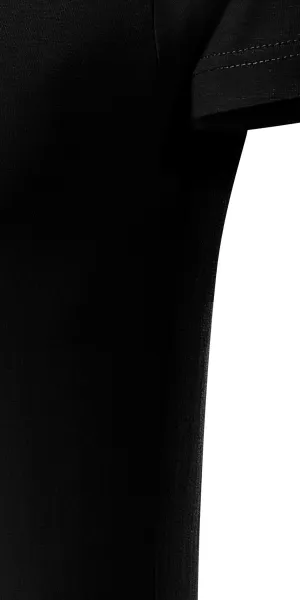 Obcisła koszulka męska - Krój z bocznymi szwami